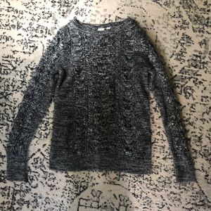 Gap sweater